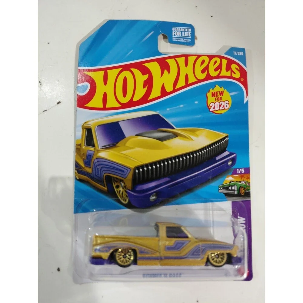 NIP Hot Wheels Layin' Low 1:64 Die Cast Bounce' N Bass Pickup Truck